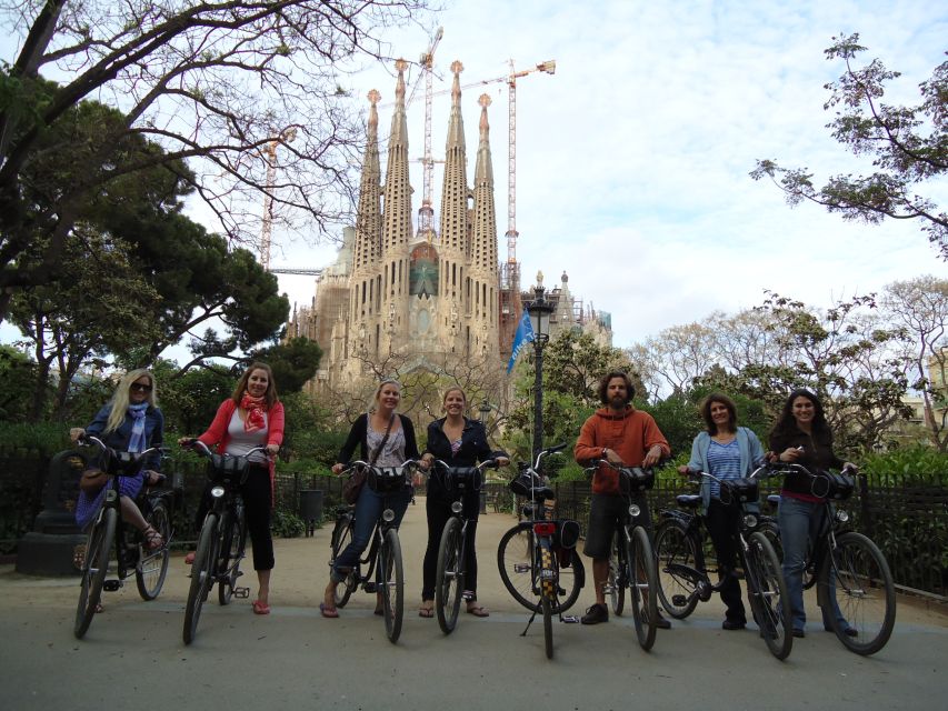 Barcelona Highlights Bike Tour: Cycle along the beach! - Meeting at Carrer dels Tallers