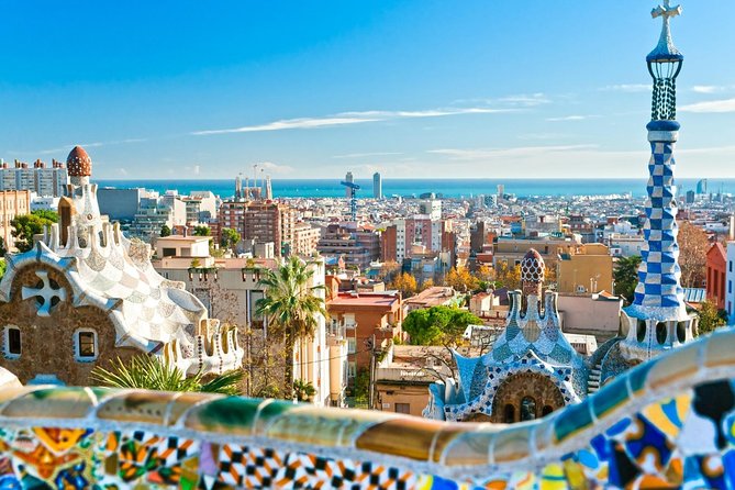 Barcelona Highlights Private Tour with Port or Hotel Transfers - Passeig de Gràcia and Barcelona’s Modernist rivalry