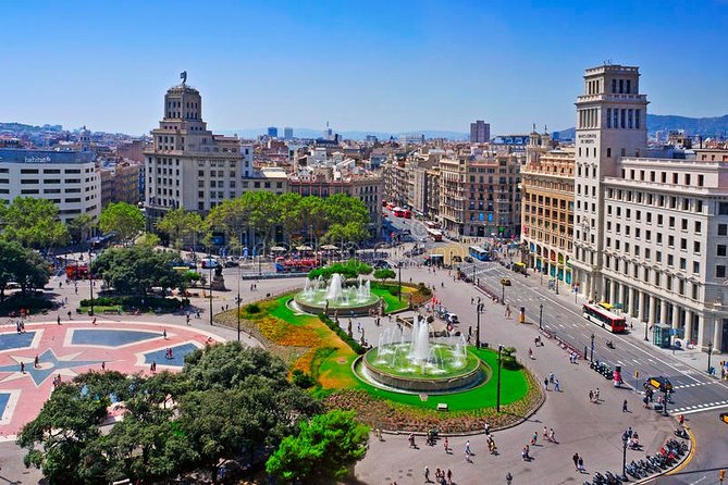 Barcelona Highlights Private Tour with Port or Hotel Transfers - Columbus Monument and the old port