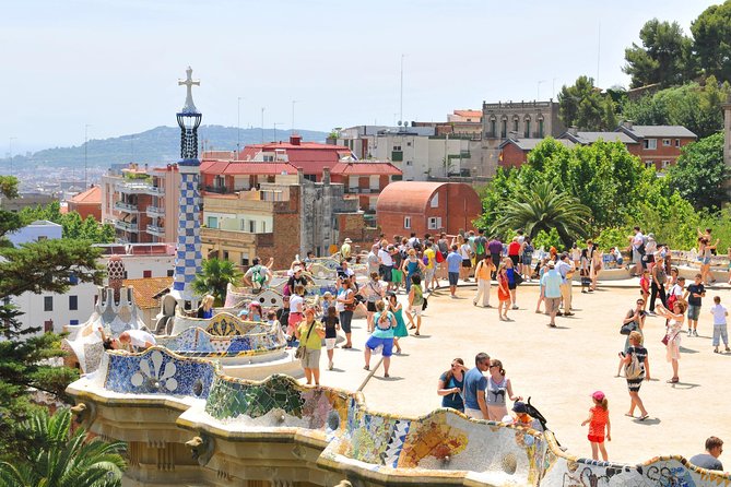 Barcelona Highlights Tour and Montserrat Monastery with Hotel Pick-up - The Road to Montserrat