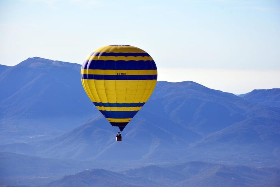 Barcelona: Hot Air Balloon Ride with Optional Transportation - Is $201 good value?