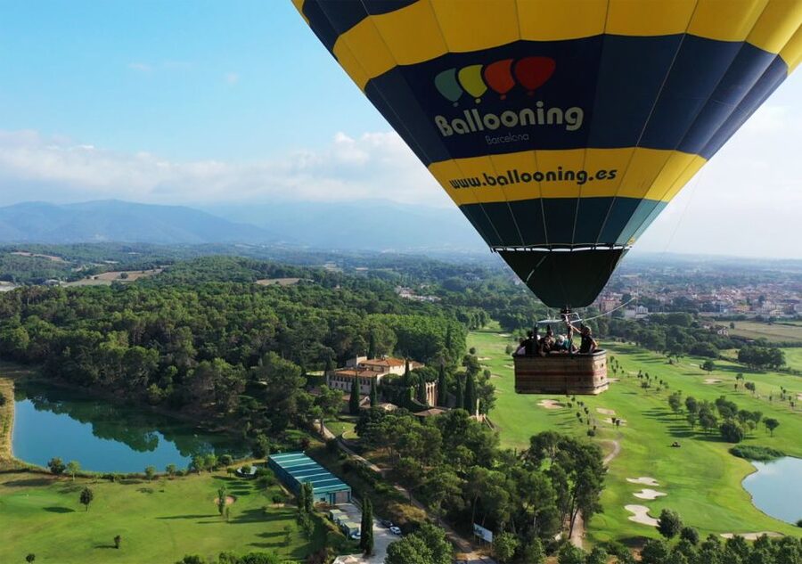 Barcelona: Hot Air Balloon Ride with Optional Transportation - Getting there from Barcelona at dawn