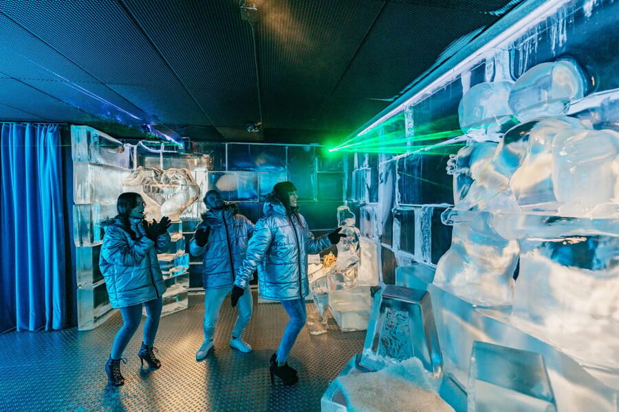 Barcelona: Icebar experience, located at the beach !! - Key points at a glance
