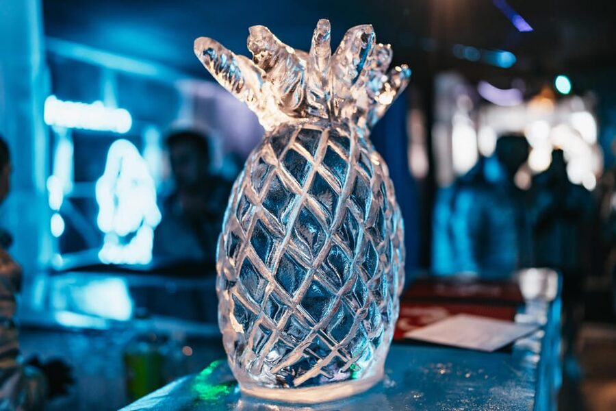 Barcelona: Icebar experience, located at the beach !! - Why the beach terrace changes the experience