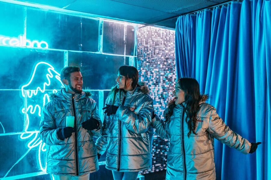 Barcelona: Icebar experience, located at the beach !! - Is $22 good value?