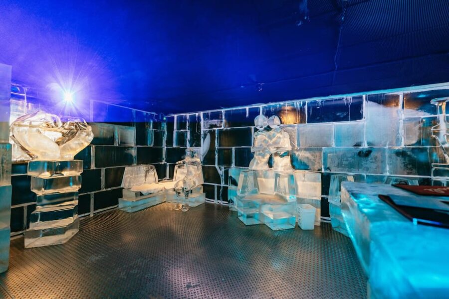 Barcelona: Icebar experience, located at the beach !! - Booking, cancellation, and practical details