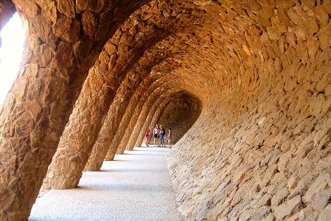 Barcelona in 1 Day: Sagrada Familia, Park Guell,Old Town & Pickup - The real value of $120.29