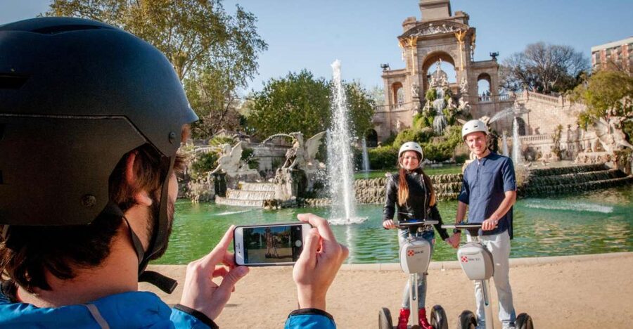 Barcelona Insiders Segway Tour 1.5h - Riding to the Columbus Memorial and Port Vell