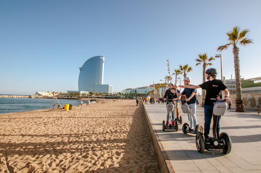 Barcelona Insiders Segway Tour 1.5h - Barceloneta and the Mediterranean stretch