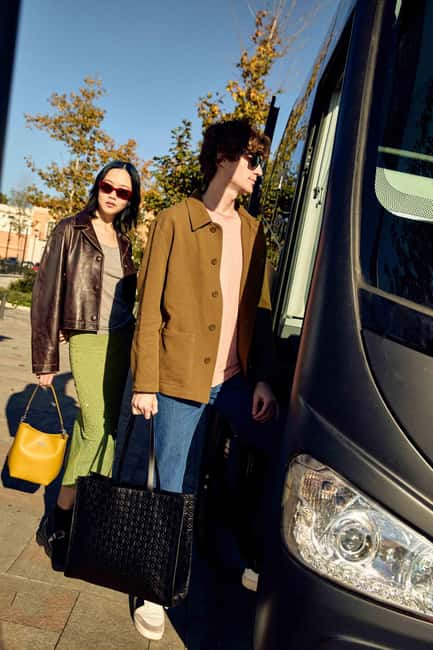 Barcelona: La Roca Village Shopping Express® Day Trip - Planning your hours among 150 boutiques