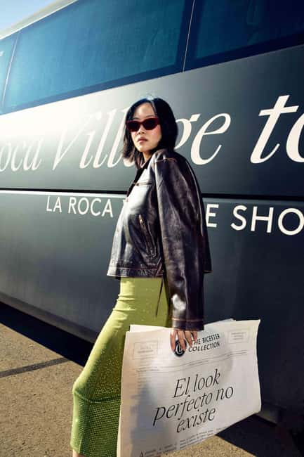 Barcelona: La Roca Village Shopping Express® Day Trip - Hands-free shopping and eating at the village