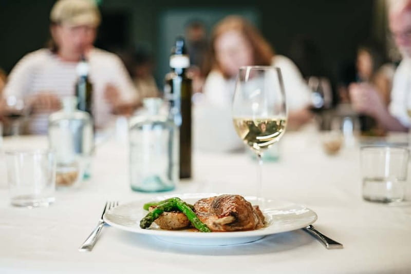 Barcelona: Montserrat and Winery Tour with Tapas or Lunch - Inside Santa Maria de Montserrat