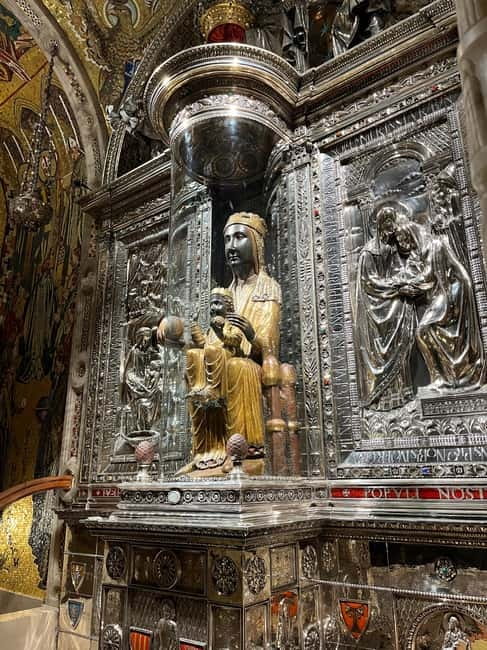 Barcelona: Montserrat Early Trip — Cable Car, Abbey & Hike - Entering the Abbey and seeing the Black Madonna