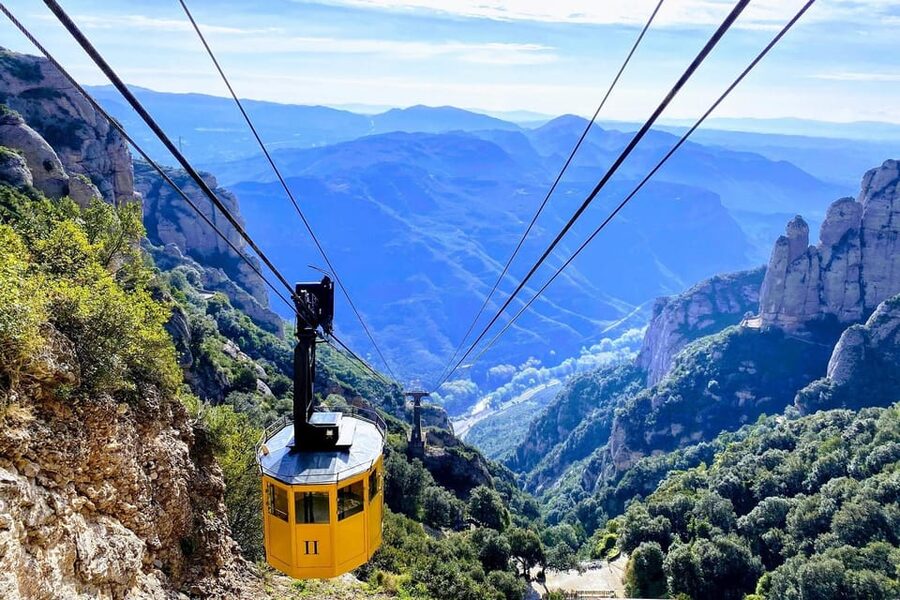 Barcelona: Montserrat Tour with Cog-Wheel & Black Madonna - Choosing the Choir or Video-Mapping Option