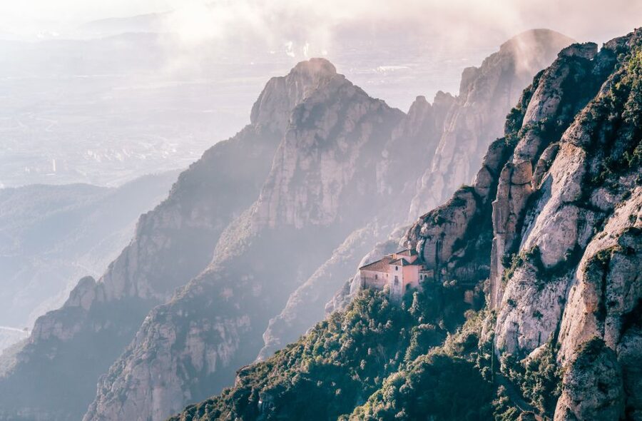 Barcelona: Montserrat Tour with Lunch & Wine Tasting Option - Key points to know before booking