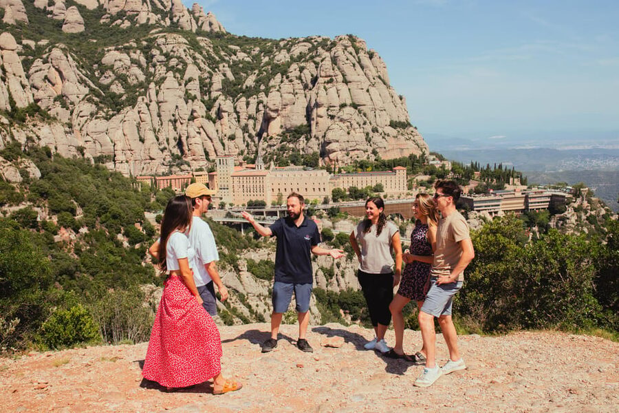 Barcelona: Montserrat with Winery, Lunch, and Train Options - The coach ride from Barcelona Norte