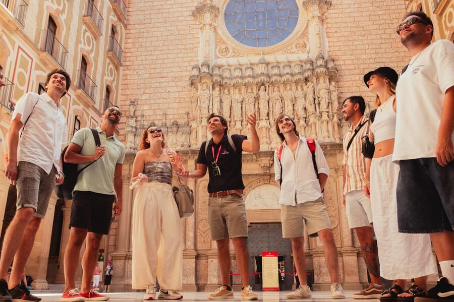 Barcelona: Montserrat with Winery, Lunch, and Train Options - Choosing between the three tour options