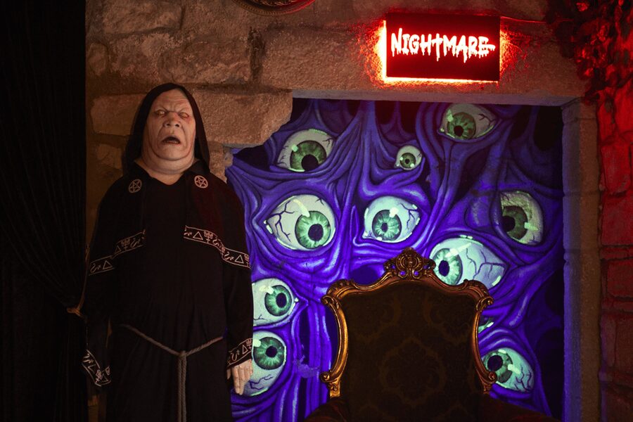 Barcelona: Nightmare Horror Museum Maze Entry Ticket - What happens during the 30-minute experience