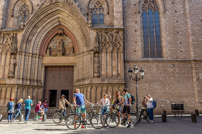 Barcelona Off the Beaten Track Bike Tour - Santa Maria del Mar and the lanes of El Born
