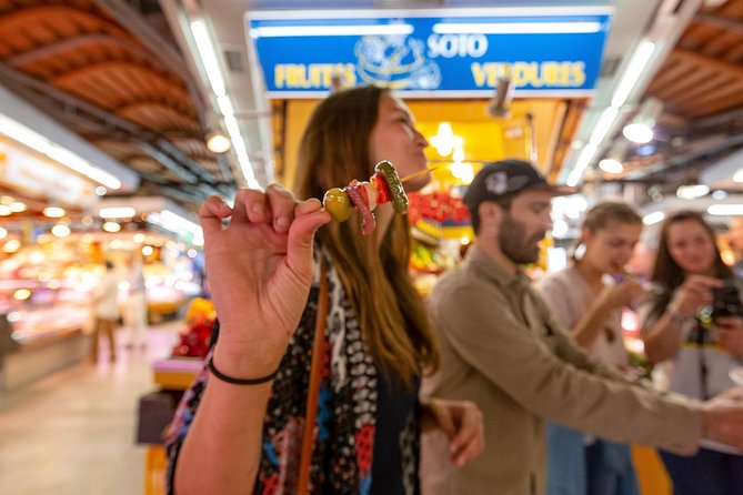 Barcelona Off the Beaten Track Bike Tour - Los Encantes for browsing and a snack
