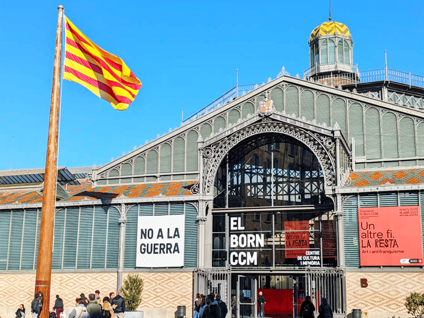 Barcelona: Old Town Private Walking Tour of Past and Present - Barcelona Cathedral and the Temple of Augustus