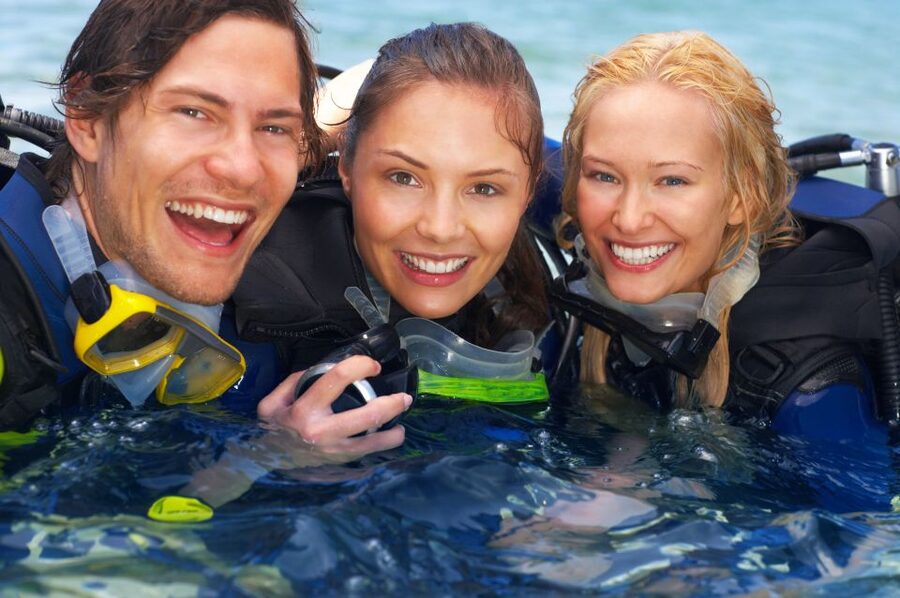 Barcelona: PADI Discover Scuba Diving - What this Barcelona scuba experience really offers