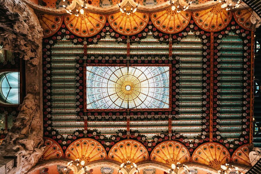 Barcelona: Palau de la Música Guided Tour - Entering the Concert Hall