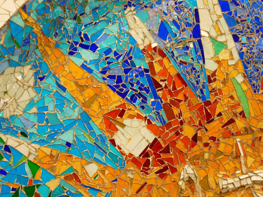 Barcelona: Park Güell Guided Tour - The viaducts and Gaudí’s stone world