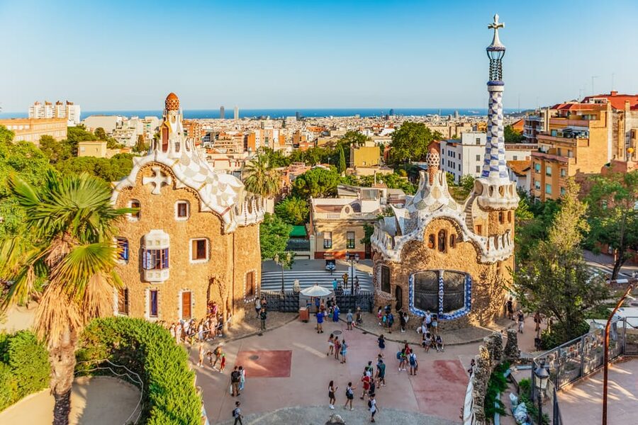 Barcelona: Park Güell Guided Tour & Priority Access - Free Time After the One-Hour Tour
