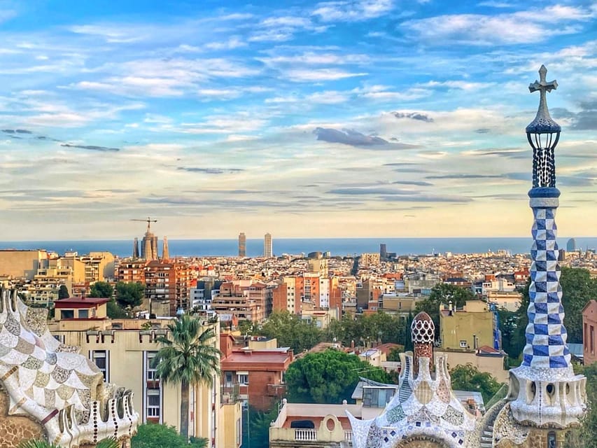 Barcelona: Park Güell Guided Tour with Entry - Why Park Güell works best with a guide