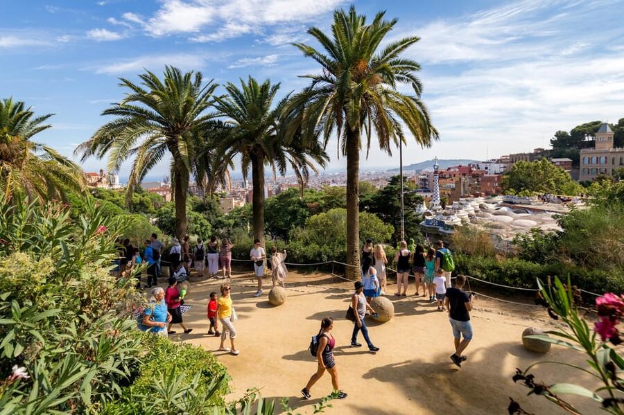 Barcelona: Park Guell Guided Tour with Skip The Line Entry - Key points to know before you book