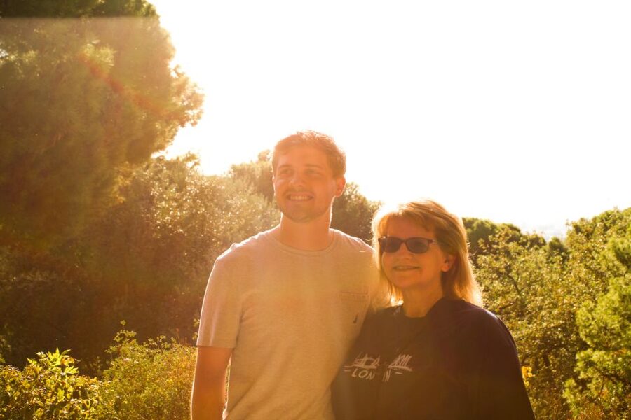 Barcelona: Park Güell & La Sagrada Familia Tickets and Tour - Key points at a glance