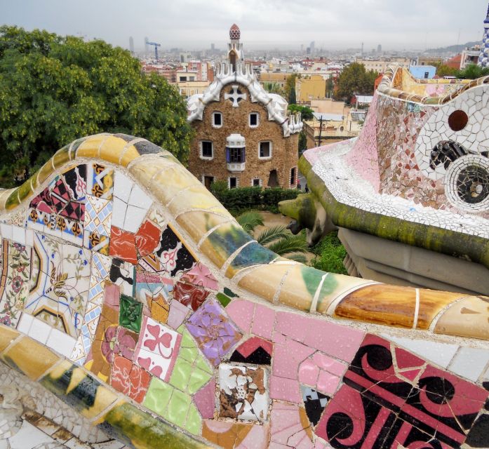 Barcelona: Park Güell & Sagrada Familia Guided Tour - Why this Gaudí pairing works