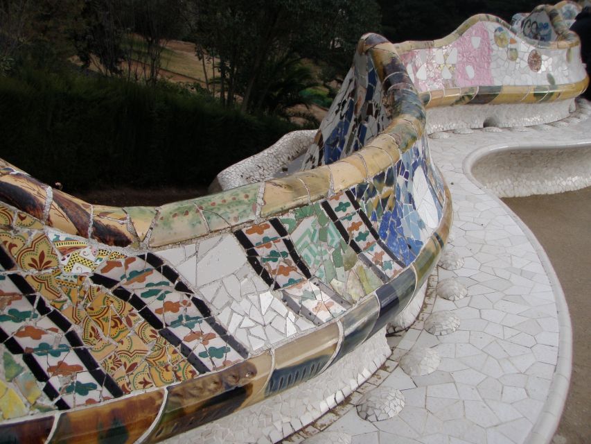 Barcelona: Park Güell & Sagrada Familia Guided Tour - Park Güell at 3:50 PM