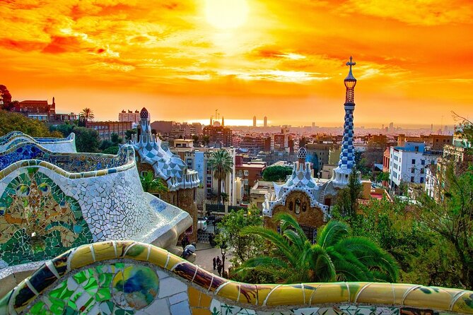 Barcelona: Park Guell Skip the Line Guided Tour - The 100 Columns Room and Gaudí’s structure