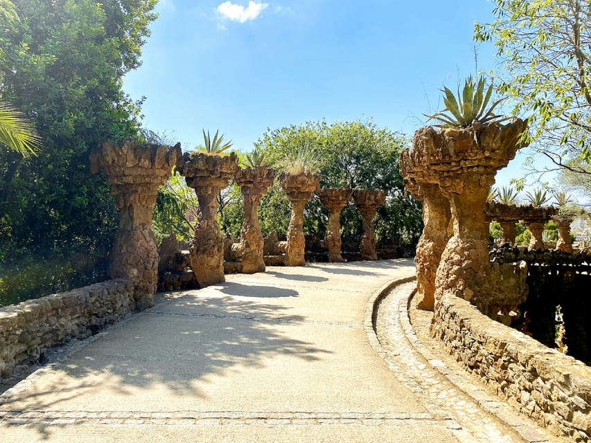 Barcelona: Park Güell Skip-the-Line Guided Tour - Choosing the Sagrada Família combination