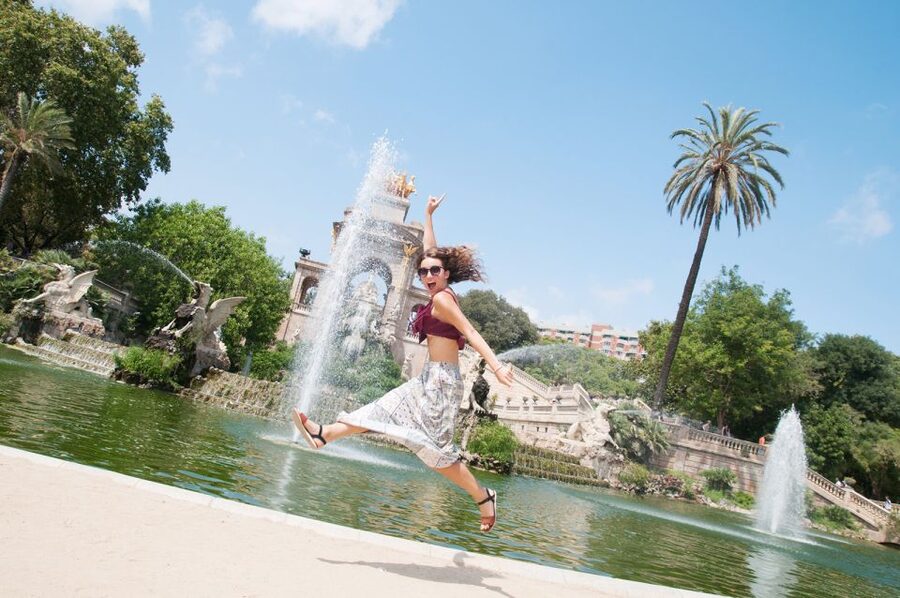 Barcelona: Photoshoot Tour Old Town - Key points at a glance
