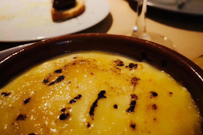 Barcelona Poble Sec Tapas & Wine Tour - Sant Antoni and the everyday side of Barcelona