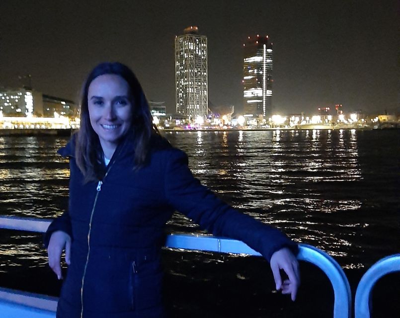 Barcelona: Private Evening Cruise with Dinner and Drinks - The private format is the real selling point