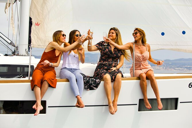 Barcelona Private Sailing with Open Bar & Snacks (max 9) - What the two-hour, three-hour, and four-hour options mean