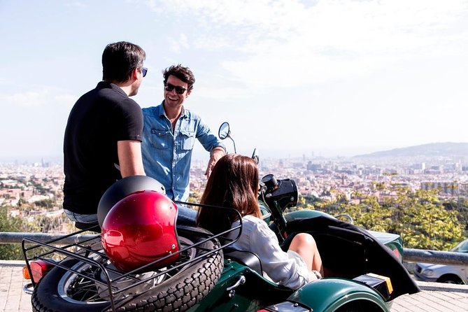 Barcelona Private Tour by Sidecar Motorcycle - Columbus Monument, Port Vell, and Barceloneta