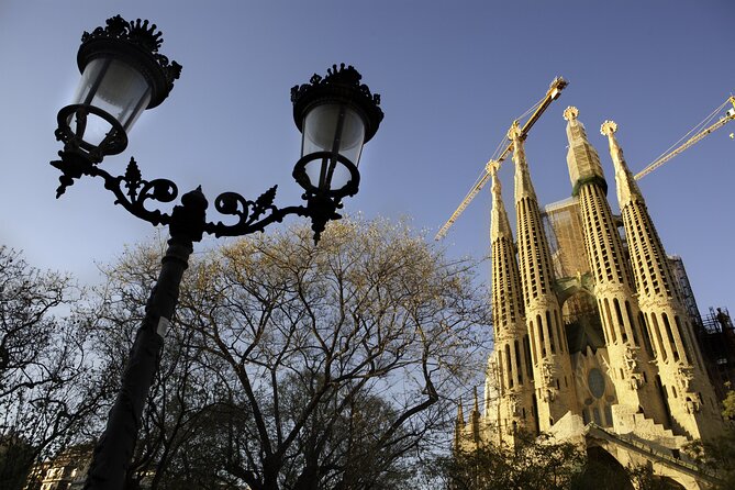 Barcelona Private Tour by Sidecar Motorcycle - Arc de Triomf and Barcelona’s central neighborhoods