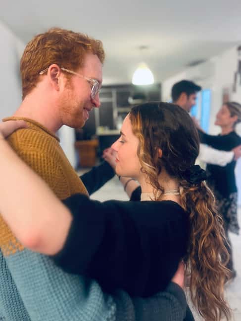 Barcelona: Rooftop Tango Lesson with Drinks and Videos - Is $30 a good value for 75 minutes?