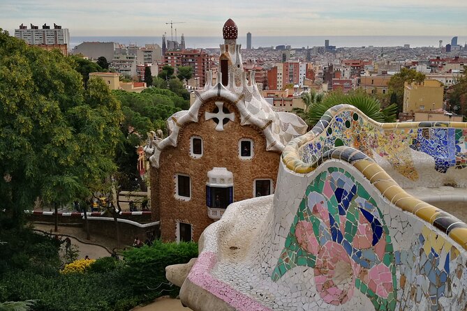 Barcelona Sagrada Familia and Guell Park drink and tapa - Why this Gaudí double-header works
