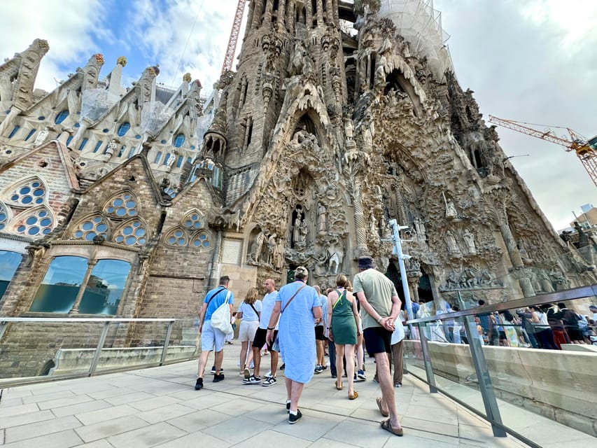 Barcelona: Sagrada Familia Entry Ticket and Guided Tour - Key points to know before you book