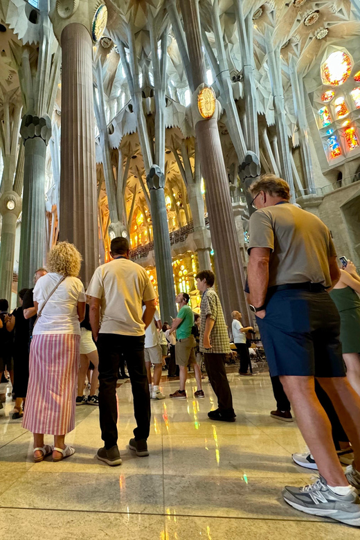 Barcelona: Sagrada Familia Entry Ticket and Guided Tour - The Passion Facade: a sharp change in mood