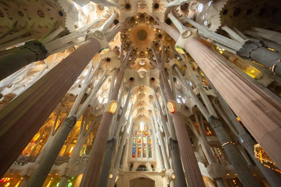 Barcelona: Sagrada Familia Fast Track Guided Tour - Meeting at Kurz & Gut Gaudí