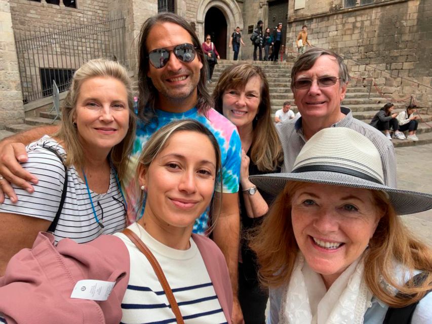 Barcelona: Sagrada Familia, Modernism, and Old Town Tour - Who should book this tour?
