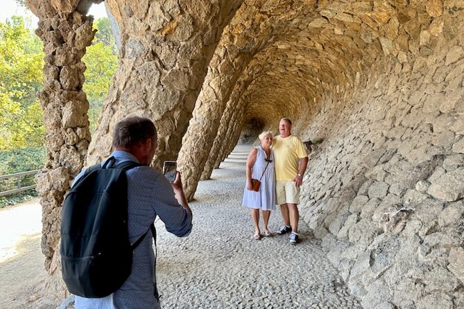 Barcelona: Sagrada Familia & Park Guell Guided Tour + Transfer - Entering Sagrada Família after the long wait