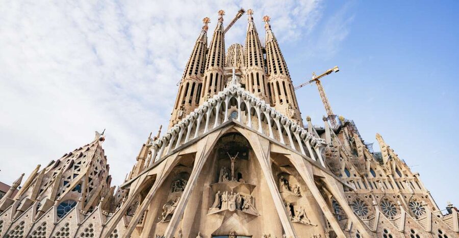 Barcelona: Sagrada Familia Skip-the-Line Entry Ticket & Tour - The Sagrada Familia Schools and the workers behind the monument